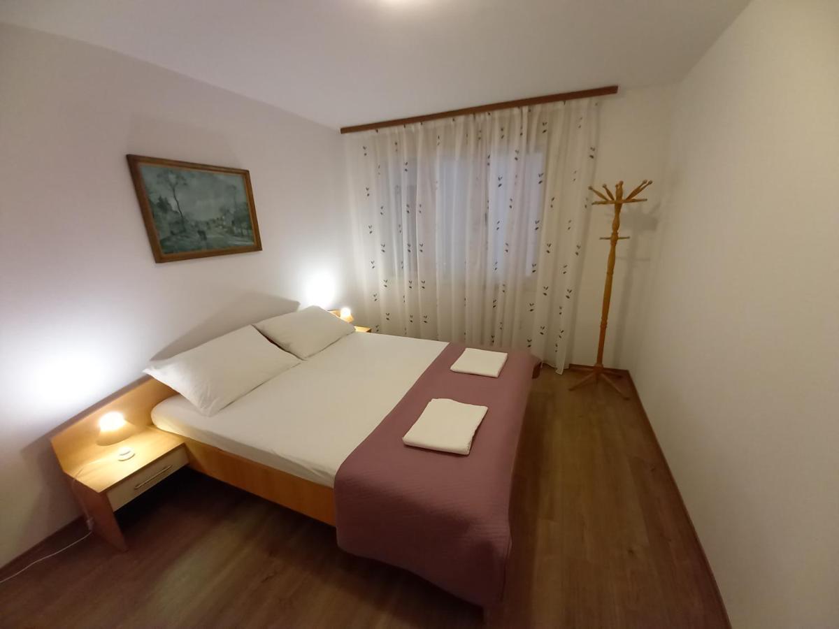 Apartments Lungo Pula Ruang foto